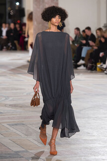 Jacquemus Fall 2018 Ready-to-Wear , Jacquemus осень зима 2018 , Fashion show , неделя моды в Париже , PFW , Mainstyles